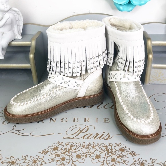 Coach gold metallic leather fringed boots - Picture 16 of 16